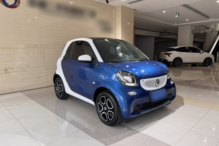 Used smart fortwo 2019 0.9T 66kW Hardtop Wind Power Edition China VI Exterior 7