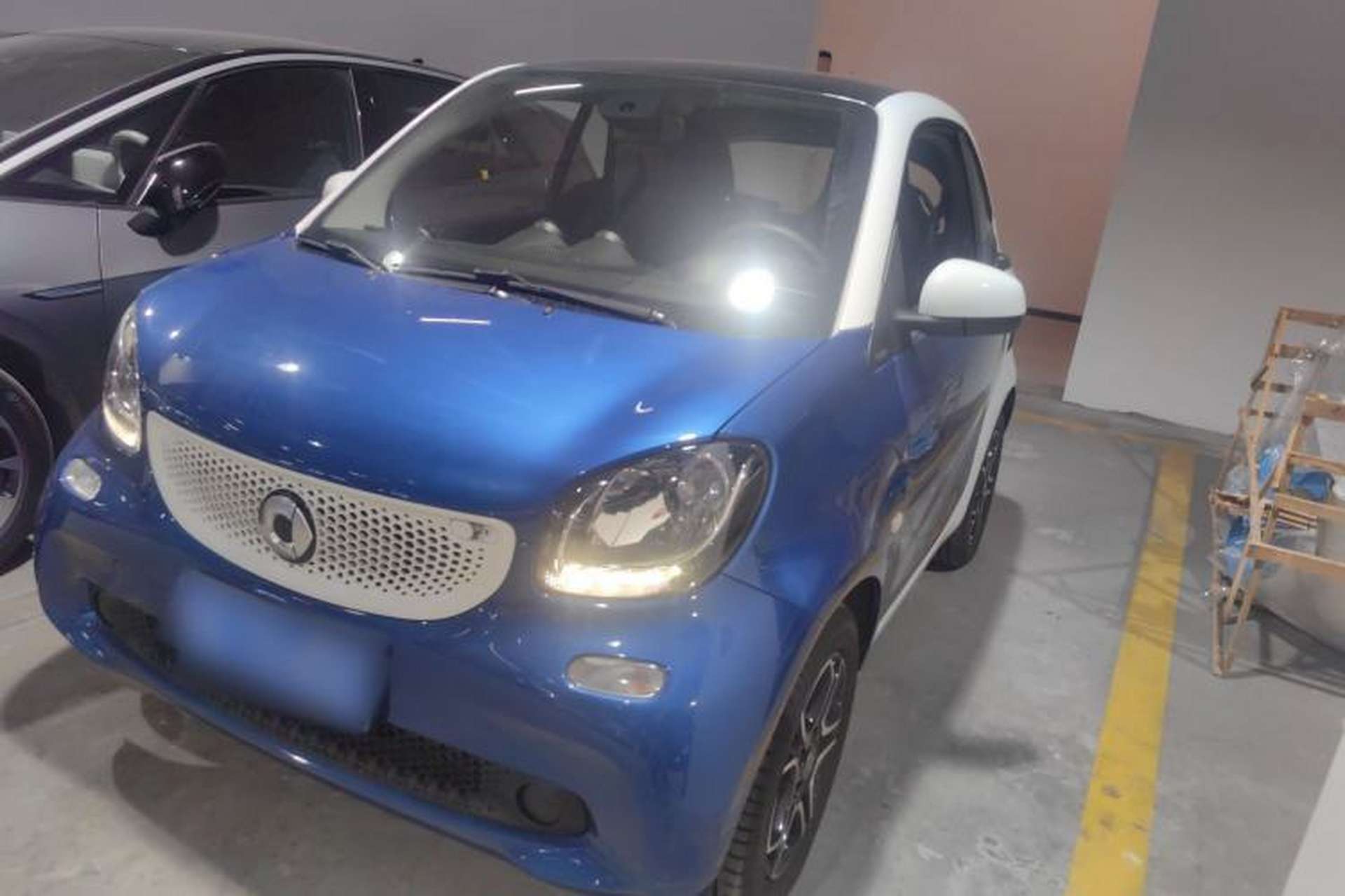 Used smart fortwo 2019 0.9T 66kW Hardtop Wind Power Edition China VI Front Left 45 Deg