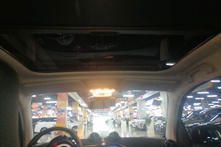 Used smart fortwo 2019 0.9T 66kW Hardtop Wind Power Edition China VI Headliner