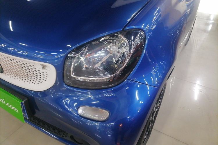 Used smart fortwo 2019 0.9T 66kW Hardtop Wind Power Edition China VI Left Front Headlight