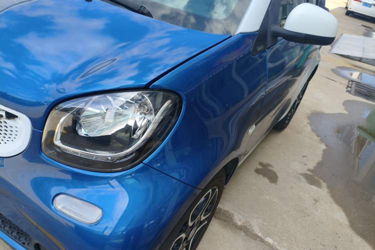 Used smart fortwo 2019 0.9T 66kW Hardtop Wind Power Edition China VI Left Front Headlight