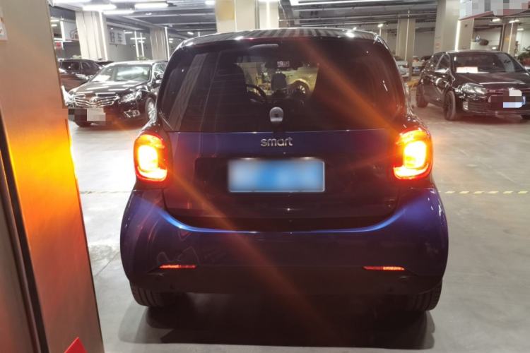 Used smart fortwo 2019 0.9T 66kW Hardtop Wind Power Edition China VI Rear