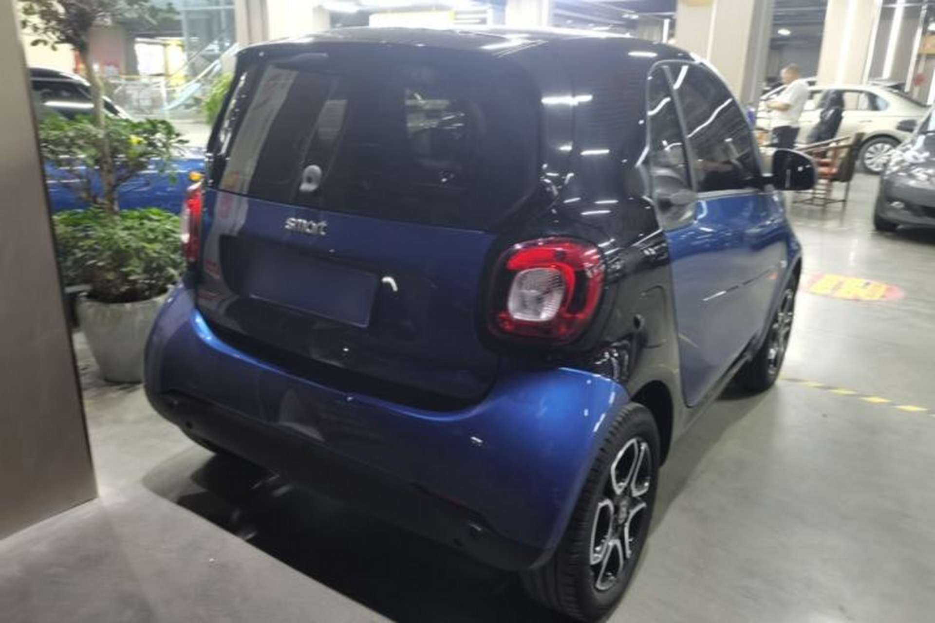 Used smart fortwo 2019 0.9T 66kW Hardtop Wind Power Edition China VI Rear Right 45 Deg