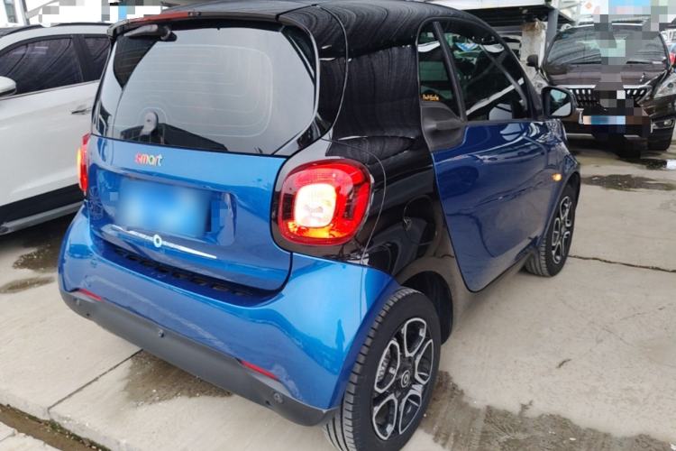 Used smart fortwo 2019 0.9T 66kW Hardtop Wind Power Edition China VI Rear Right 45 Deg