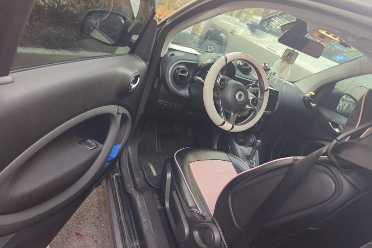 Used smart fortwo 2019 0.9T 66kW Hardtop Wind Power Edition China VI Driver Seat