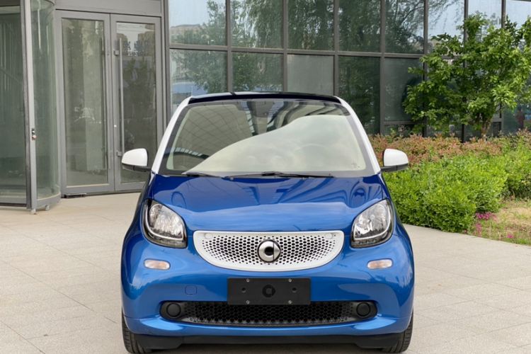 Used smart fortwo 2019 0.9T 66kW Hardtop Wind Power Edition China VI Exterior 1