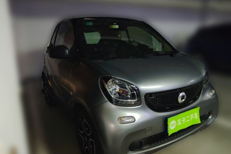 Used smart fortwo 2019 0.9T 66kW Hardtop Wind Power Edition China VI Front Right 45 Deg
