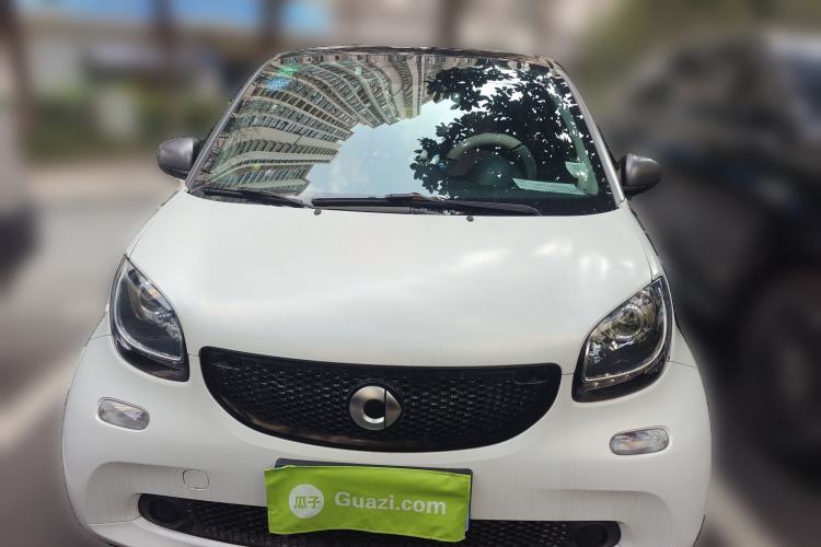 Used smart fortwo 2019 0.9T 66kW Hardtop Wind Power Edition China VI Front