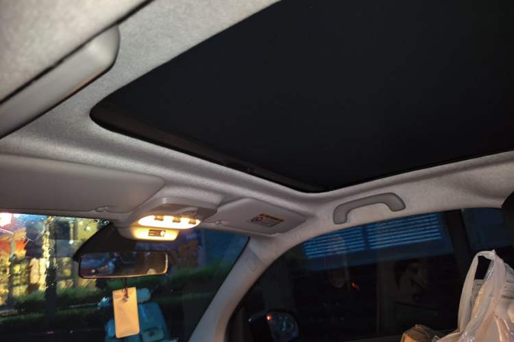 Used smart fortwo 2019 0.9T 66kW Hardtop Wind Power Edition China VI Headliner