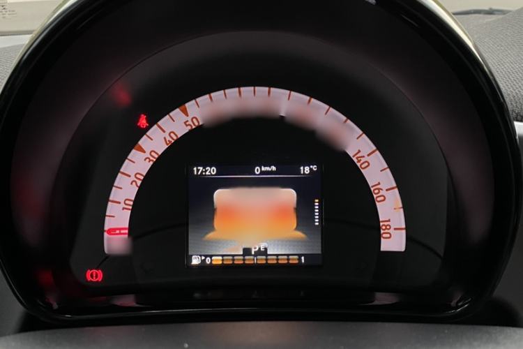 Used smart fortwo 2019 0.9T 66kW Hardtop Wind Power Edition China VI Instrument Cluster