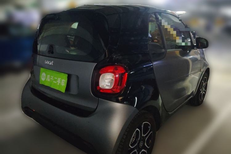 Used smart fortwo 2019 0.9T 66kW Hardtop Wind Power Edition China VI Rear Right 45 Deg