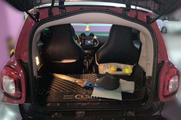Used smart fortwo 2019 0.9T 66kW Hardtop Pioneer Edition China VI Trunk