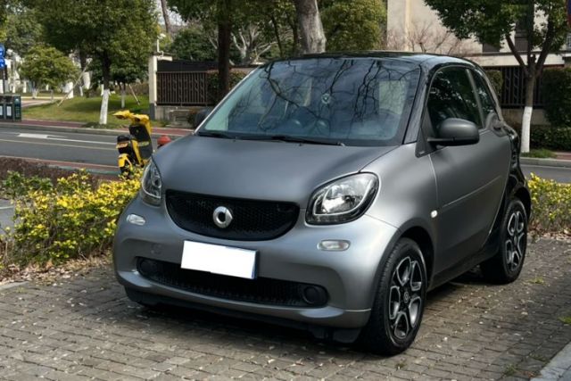 Used smart fortwo 2019 0.9T 66kW Hardtop Wind Power Edition China VI