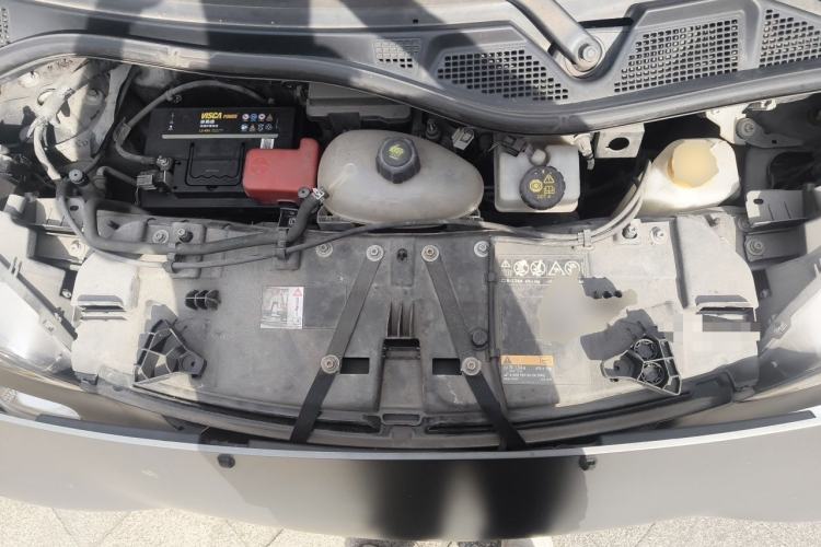 Used smart fortwo 2019 0.9T 66kW Hardtop Wind Power Edition China VI Engine Bay