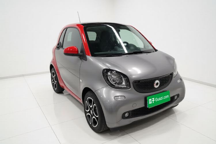 Used smart fortwo 2019 0.9T 66kW Hardtop Wind Power Edition China VI Exterior 1