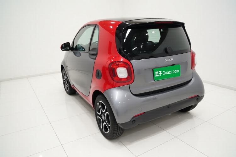 Used smart fortwo 2019 0.9T 66kW Hardtop Wind Power Edition China VI Exterior 2