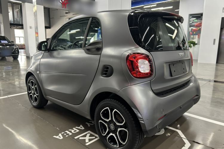 Used smart fortwo 2019 0.9T 66kW Hardtop Wind Power Edition China VI Exterior 2