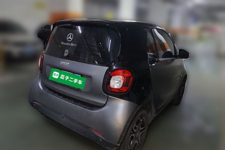 Used smart fortwo 2019 0.9T 66kW Hardtop Wind Power Edition China VI Exterior 5