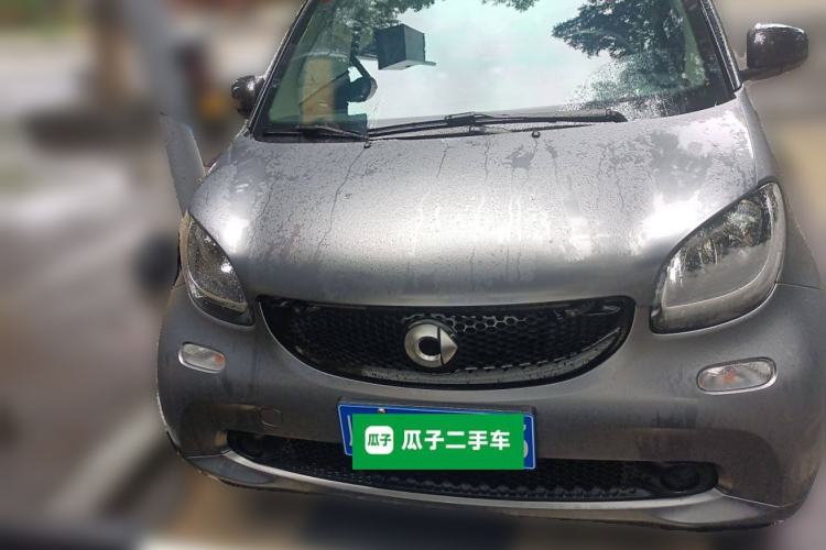 Used smart fortwo 2019 0.9T 66kW Hardtop Wind Power Edition China VI Front
