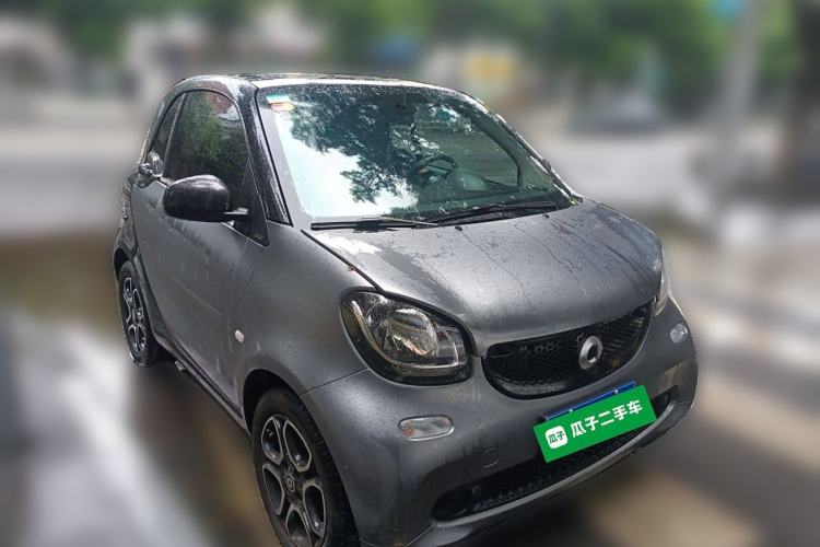 Used smart fortwo 2019 0.9T 66kW Hardtop Wind Power Edition China VI Front Right 45 Deg