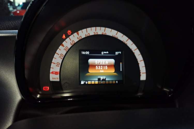 Used smart fortwo 2019 0.9T 66kW Hardtop Wind Power Edition China VI Instrument Cluster
