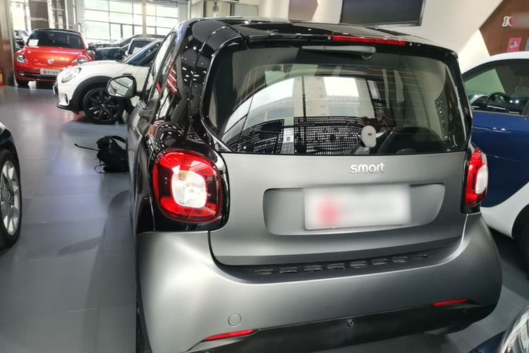 Used smart fortwo 2019 0.9T 66kW Hardtop Wind Power Edition China VI Rear