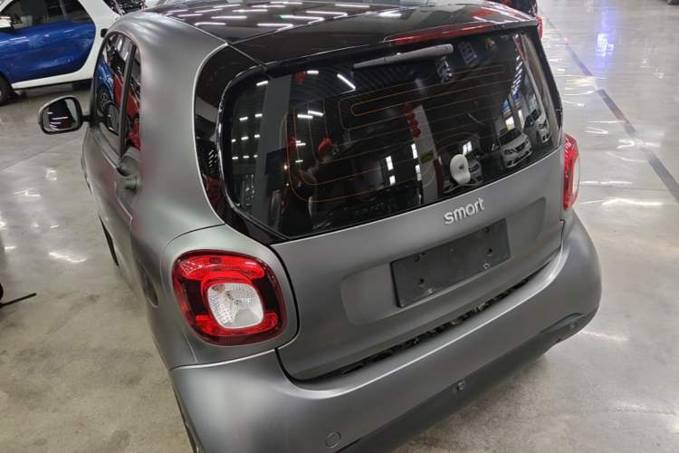 Used smart fortwo 2019 0.9T 66kW Hardtop Wind Power Edition China VI Rear Left 45 Deg