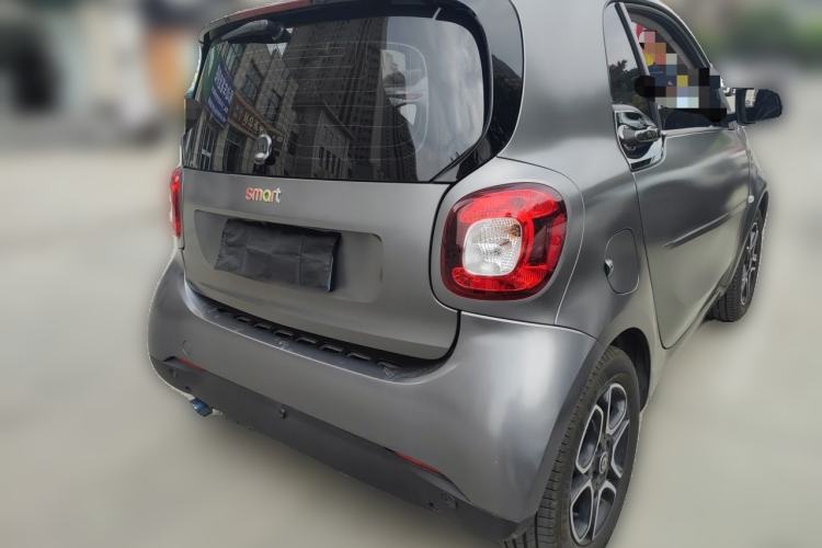 Used smart fortwo 2019 0.9T 66kW Hardtop Pioneer Edition China VI Rear Right 45 Deg