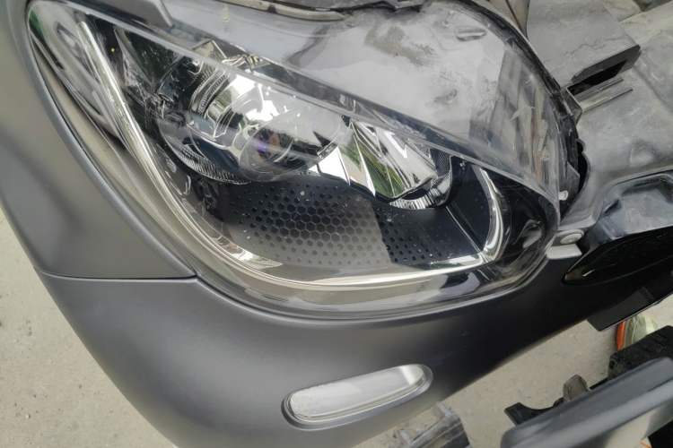 Used smart fortwo 2019 0.9T 66kW Hardtop Pioneer Edition China VI Right Front Headlight