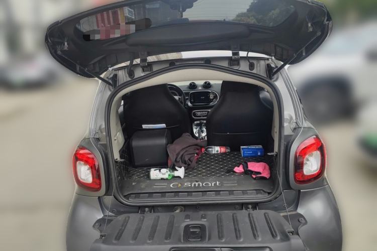 Used smart fortwo 2019 0.9T 66kW Hardtop Pioneer Edition China VI Trunk