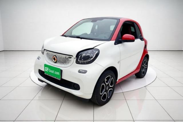 Used smart fortwo 2019 0.9T 66kW Hardtop Engine Version China VI Emission Standard