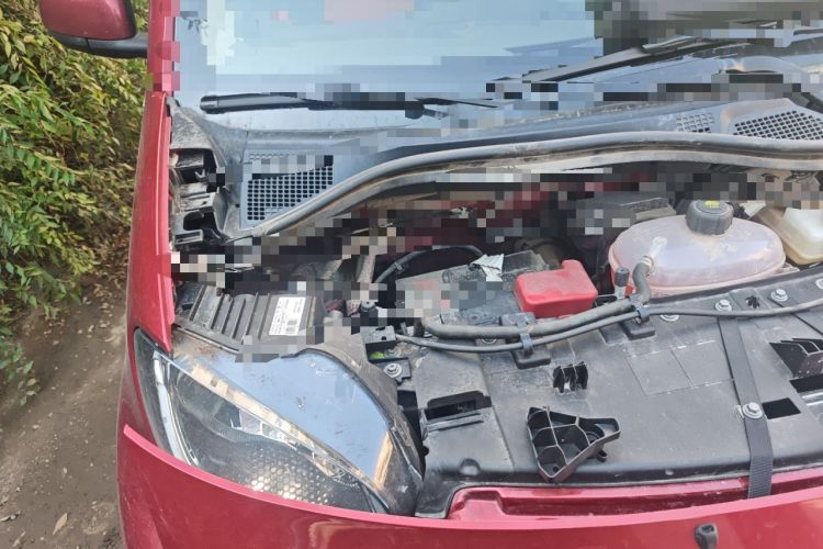 Used smart fortwo 2019 0.9T 66kW Red Instant Special Edition China VI Engine Bay Right