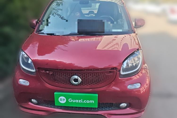 Used smart fortwo 2019 0.9T 66kW Red Instant Special Edition China VI Front