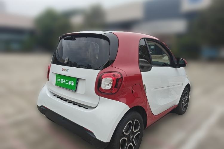 Used smart fortwo 2019 0.9T 66kW Hardtop Engine Version China VI Emission Standard Rear Right 45 Deg
