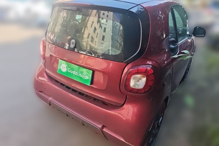 Used smart fortwo 2019 0.9T 66kW Red Instant Special Edition China VI Rear Right 45 Deg