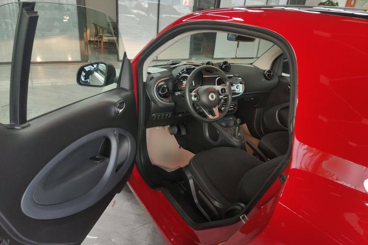 Used smart fortwo 2019 0.9T 66kW Hardtop Wind Power Edition China VI Driver Seat