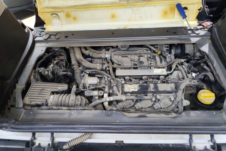 Used smart fortwo 2019 0.9T 66kW Hardtop Wind Power Edition China VI Engine Bay