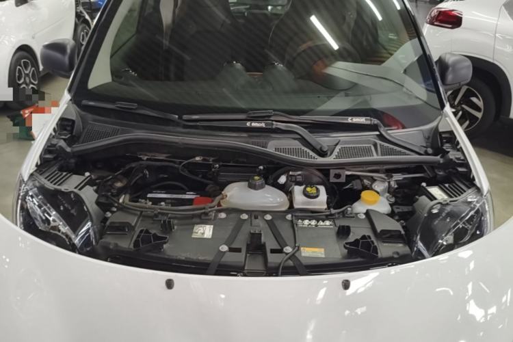 Used smart fortwo 2019 0.9T 66kW Hardtop Wind Power Edition China VI Engine Bay