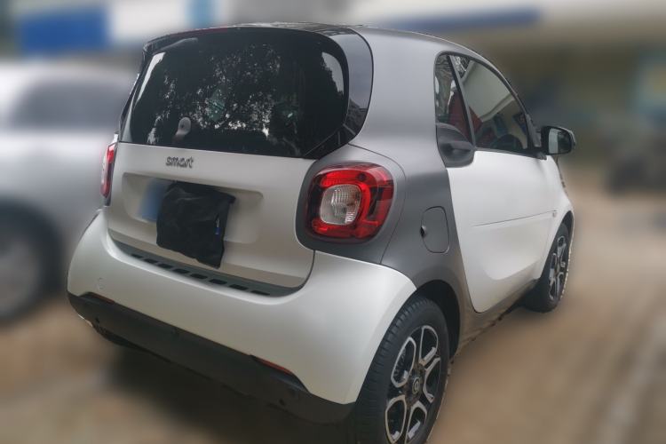 Used smart fortwo 2019 0.9T 66kW Hardtop Wind Power Edition China VI Exterior 5