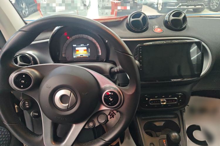 Used smart fortwo 2019 0.9T 66kW Hardtop Wind Power Edition China VI Interior 2