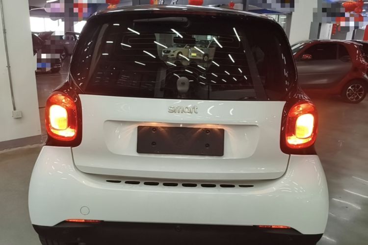 Used smart fortwo 2019 0.9T 66kW Hardtop Wind Power Edition China VI Rear
