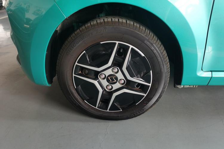 Used SOL 2022 Flower Fairy Design Four-Leaf Clover Left Front Wheel Hub