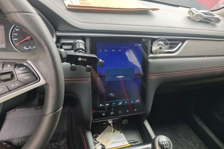 Used SOL A5 2021 1.5T Manual Luxury Version Audio And AC Panel