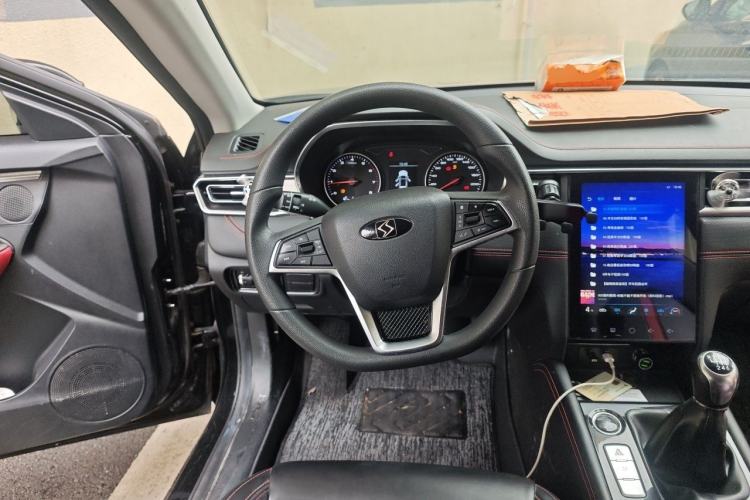 Used SOL A5 2021 1.5T Manual Luxury Version Steering Wheel