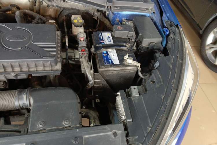 Used SOL A5 2021 1.5T CVT Luxury Smart Model Engine Bay Left