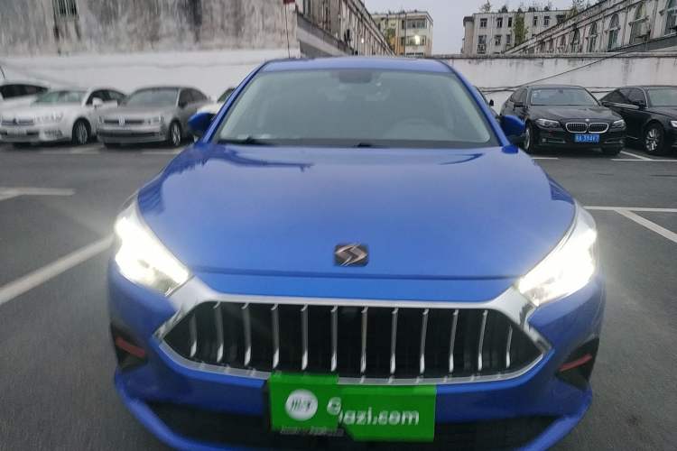 Used SOL A5 2021 1.5T CVT Prestige Smart Connectivity Model Front