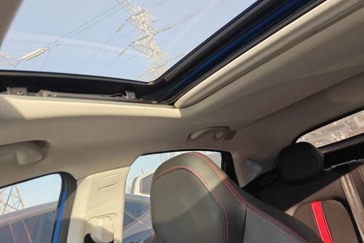 Used SOL A5 2021 1.5T CVT Luxury Smart Model Headliner