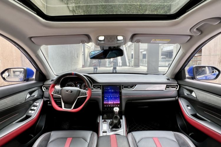 Used SOL A5 2021 1.5T Manual Luxury Version Interior 1
