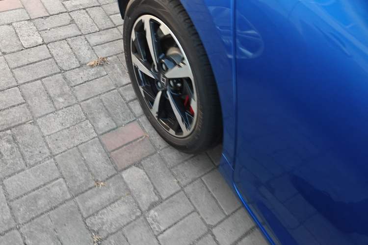 Used SOL A5 2021 1.5T CVT Luxury Smart Model Right Rear Wheel Hub