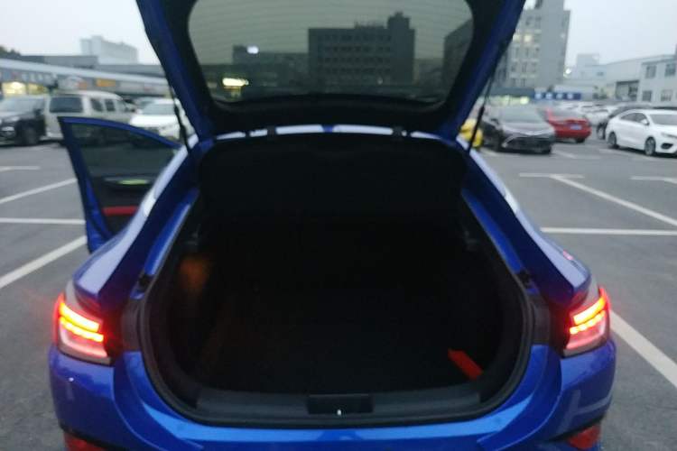 Used SOL A5 2021 1.5T CVT Prestige Smart Connectivity Model Trunk